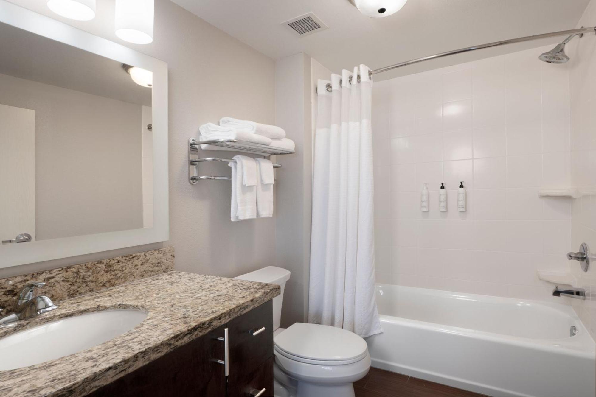 Towneplace Suites Oklahoma City Airport Экстерьер фото
