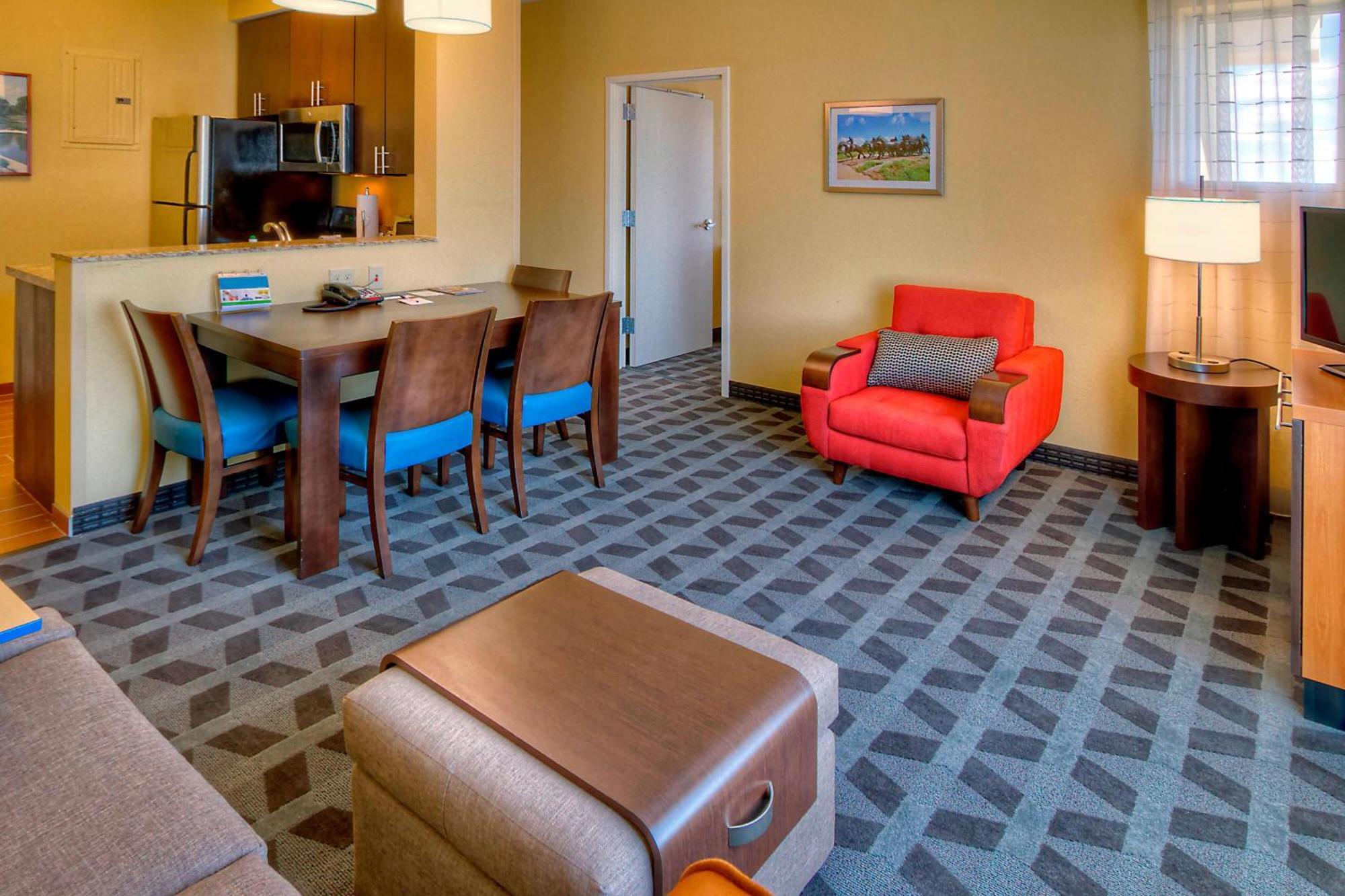 Towneplace Suites Oklahoma City Airport Экстерьер фото